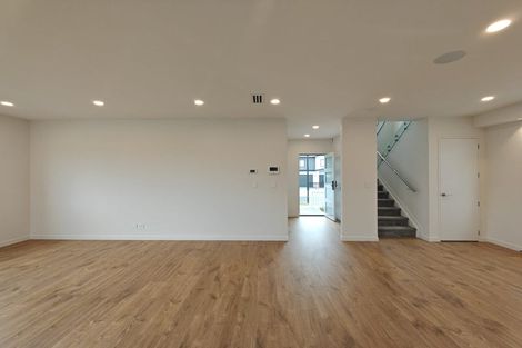 Photo of property in 1 Pukeko Road, Hobsonville, Auckland, 0616