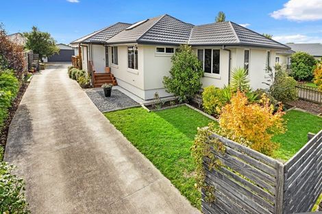 Photo of property in 51 Shortland Street, Wainoni, Christchurch, 8061