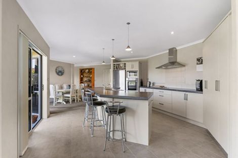 Photo of property in 44 Gibson Place, Papamoa Beach, Papamoa, 3118