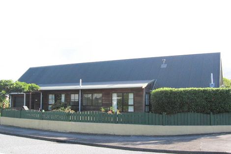 Photo of property in 341 Riverside Drive, Fairfield, Lower Hutt, 5011