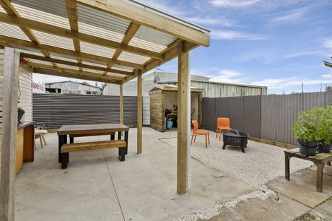 Photo of property in 16 Kings Avenue, Gonville, Whanganui, 4501