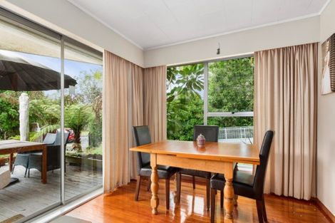 Photo of property in 2 Pipitea Place, Massey, Auckland, 0614