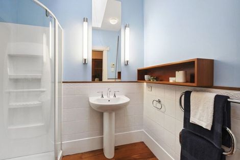 Photo of property in 22 Homewood Crescent, Karori, Wellington, 6012