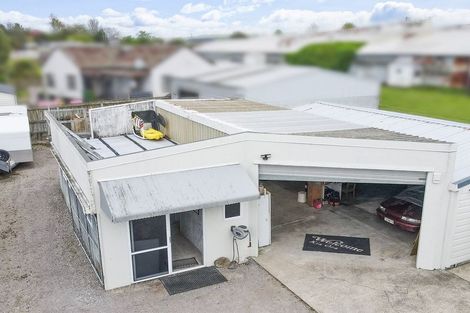 Photo of property in 11 Russell Road, Fairy Springs, Rotorua, 3015