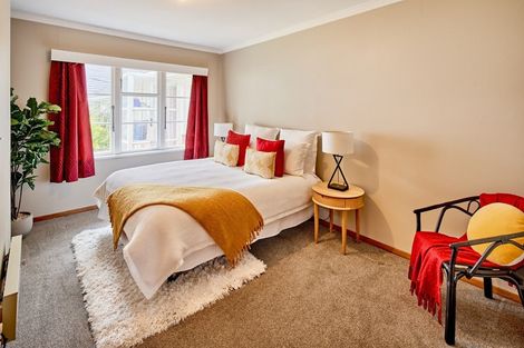 Photo of property in 5 Lane Street, Wallaceville, Upper Hutt, 5018