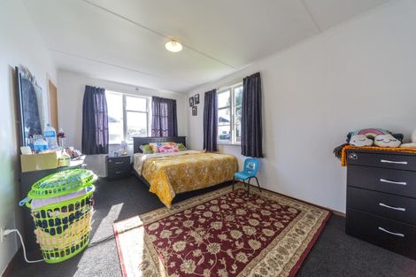 Photo of property in 129 Rangiora Avenue, Roslyn, Palmerston North, 4414