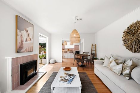 Photo of property in 182 Ngatai Road, Otumoetai, Tauranga, 3110