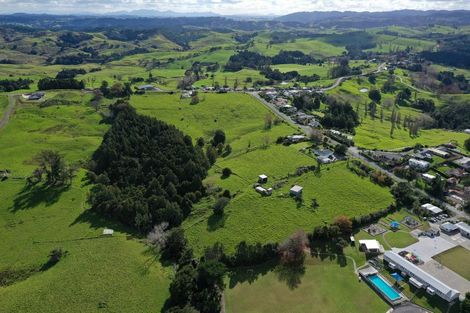 Photo of property in 59 Griffin Road, Maungaturoto, 0583