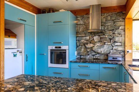 Photo of property in 312e Waikawa Road, Waikawa, Picton, 7220