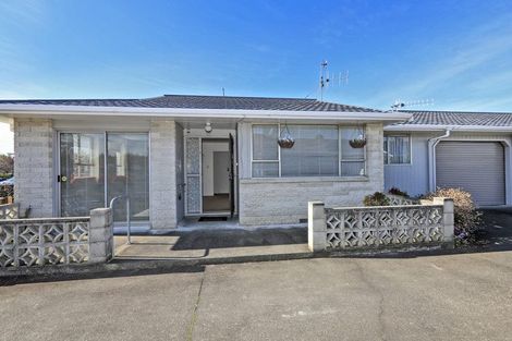 Photo of property in 2/112 Mcleod Street, Camberley, Hastings, 4120