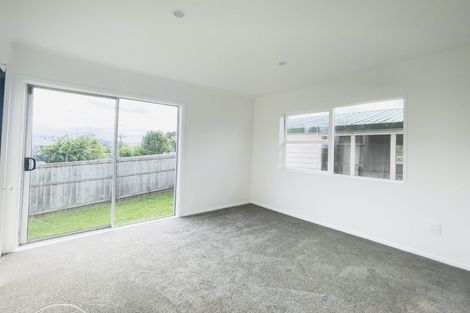 Photo of property in 18a Sylvan Crescent, Te Atatu South, Auckland, 0610