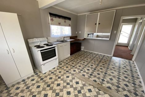 Photo of property in 11 Thomas Place, Foxton Beach, Foxton, 4815