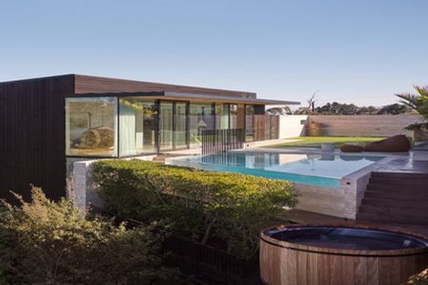 Photo of property in 6 Island Bay Road, Beach Haven, Auckland, 0626