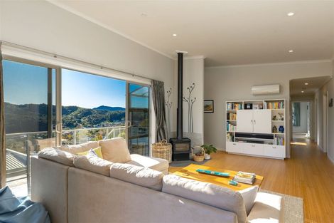 Photo of property in 7 Collins Place, Picton, 7220