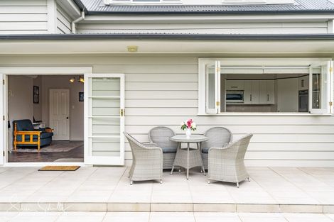 Photo of property in 31 Franklin Road, Paparoa, 0571