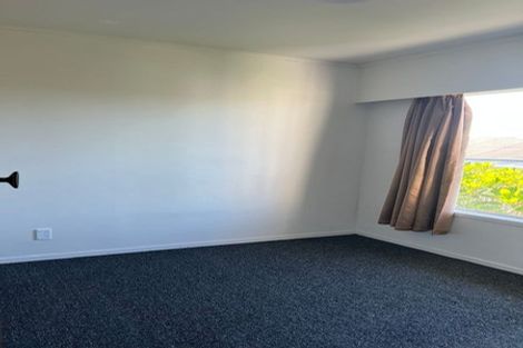 Photo of property in 3/178 Chivalry Road, Glenfield, Auckland, 0629