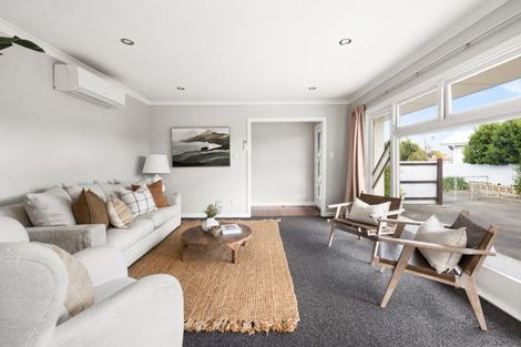 Photo of property in 802 Alexandra Street, Parkvale, Hastings, 4122