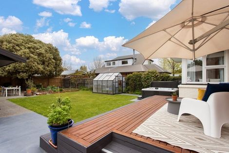 Photo of property in 70 Grahams Road, Burnside, Christchurch, 8041