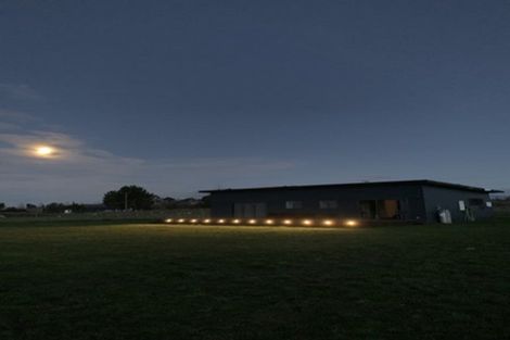 Photo of property in 2966 State Highway 2, Waipukurau, 4281