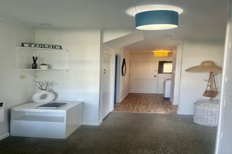Photo of property in 8 Wainamu Road, Raglan, 3297
