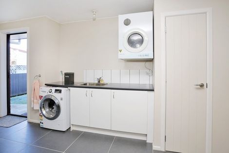 Photo of property in 26 Dunlop Street, Wallacetown, 9816