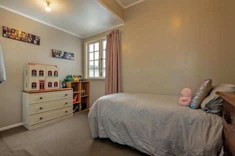 Photo of property in 1006 Tremaine Avenue, Roslyn, Palmerston North, 4414