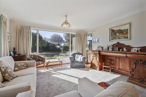 Photo of property in 3 Rachel Place, Avonhead, Christchurch, 8042