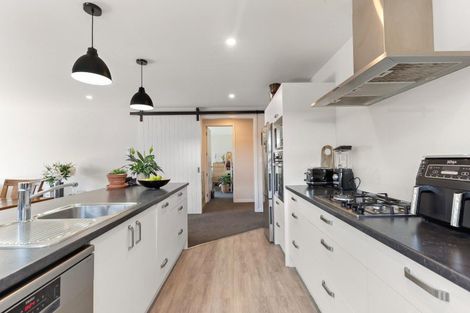 Photo of property in 82 Jack Hanley Drive, Jacks Point, Queenstown, 9371