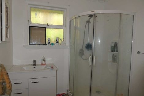 Photo of property in 6 Clonbern Place, Upper Riccarton, Christchurch, 8041