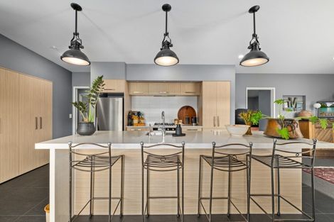 Photo of property in 11 Glentui Place, Waikawa, Picton, 7220