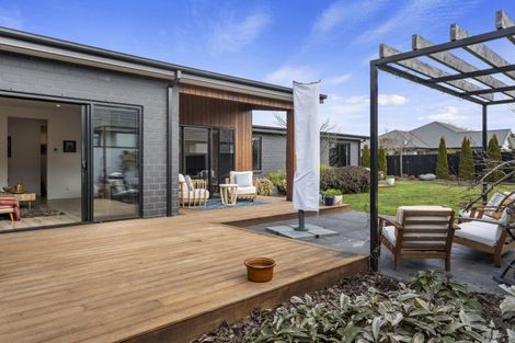 Photo of property in 7 Westpark Boulevard, Rangiora, 7400