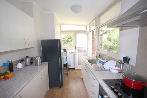 Photo of property in 3/13 Napoleon Avenue, Milford, Auckland, 0620