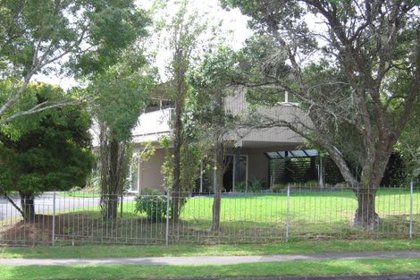 Photo of property in 33 Fordyce Avenue, Sunnyhills, Auckland, 2010