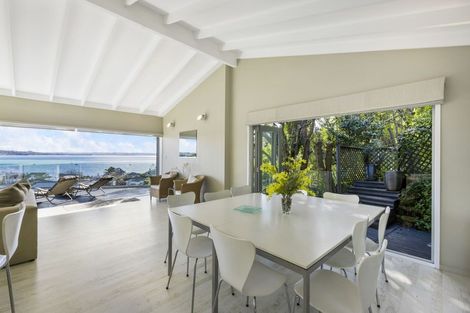 Photo of property in 53a De Luen Avenue, Tindalls Beach, Whangaparaoa, 0930