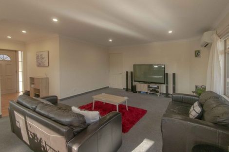 Photo of property in 52 Neeve Road, Taradale, Napier, 4112