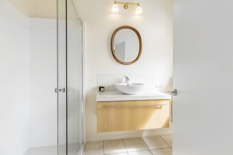 Photo of property in 291 Karaka Bay Road, Karaka Bays, Wellington, 6022