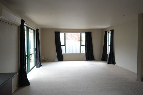 Photo of property in 16a Admiralty Place, Waikawa, Picton, 7220