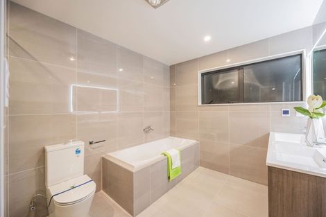 Photo of property in 5 Paitry Place, Swanson, Auckland, 0614