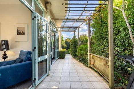 Photo of property in 2/110 Aberdeen Road, Campbells Bay, Auckland, 0620