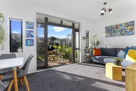 Photo of property in The Grange, 69/92 Bush Road, Albany, Auckland, 0632