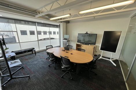 Photo of property in 1b/6 Kingdon Street, Newmarket, Auckland, 1023