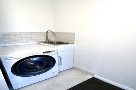 Photo of property in 32 Eltham Road, Blenheim, 7201