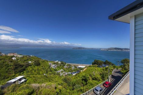 Photo of property in 118a Nicholson Road, Khandallah, Wellington, 6035