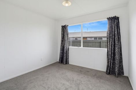 Photo of property in 42 Acacia Street, Kelvin Grove, Palmerston North, 4414