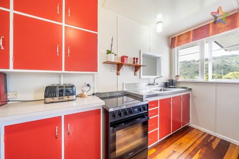 Photo of property in 32a Kopara Grove, Stokes Valley, Lower Hutt, 5019