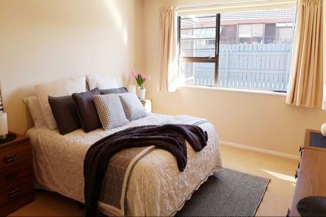 Photo of property in 8 Jasmine Avenue, Dinsdale, Hamilton, 3204