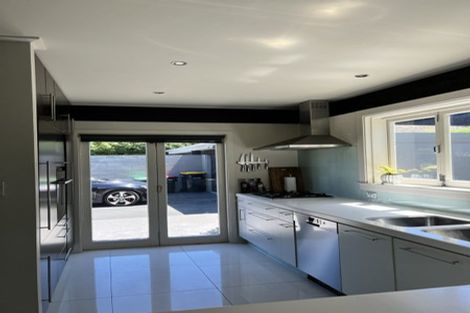 Photo of property in 2/5 Whareora Terrace, Cashmere, Christchurch, 8022