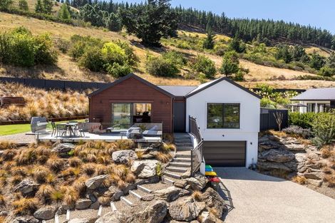 Photo of property in 26 Naylor Street, Clyde, 9330