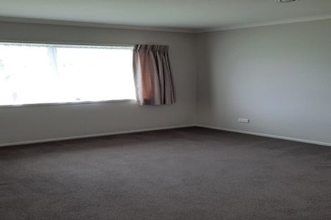 Photo of property in Amberley Park, 8/8 Village Place, Tuakau, 2121