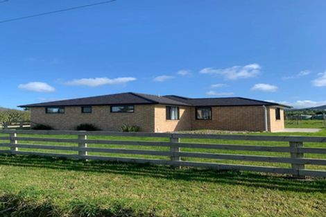 Photo of property in 32 Jack Boyd Drive, Mangawhai Heads, Mangawhai, 0573